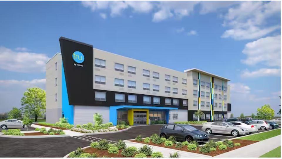 Tru By Hilton Miramar Hotel Ngoại thất bức ảnh